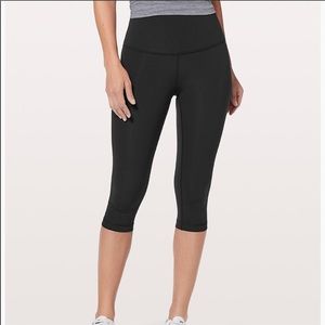 Lululemon Wunder Under High Rise Capri